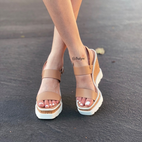 Tan/Natural cork platform Lug sole sandal - Picture 6 of 6